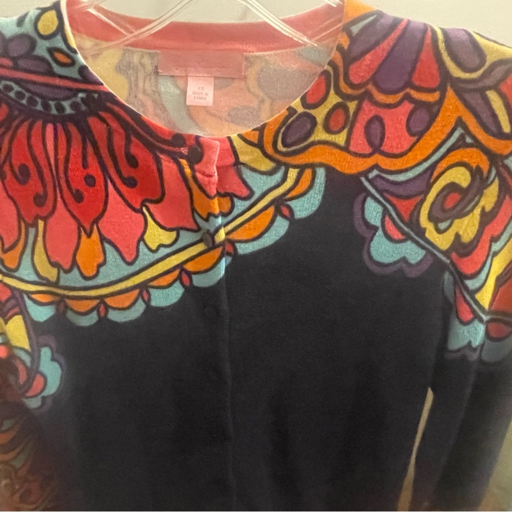LILLY PULITZER 
Mod Print 
Button up 
Sweater- 
SizeXS